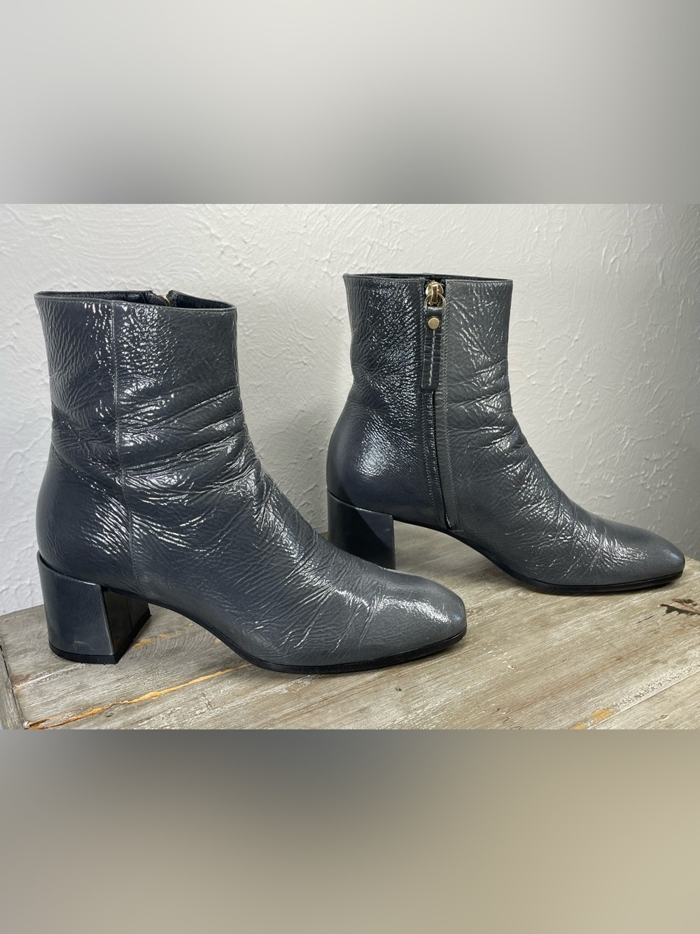 M Gemi Christina 38.5/8 Leather Block Heel Ankle Bootie Hand-Made in Italy